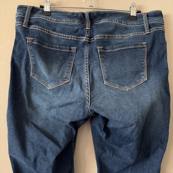 Torrid Feel The Fit Luxe Slim Bootcut Super Stretch Denim Jean Size 14S - Picture 8 of 11